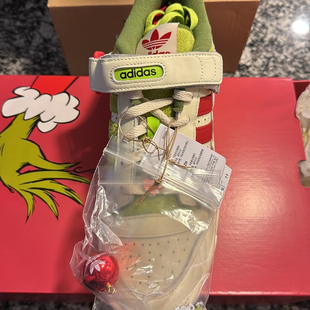 Adidas Forum Low The Grinch